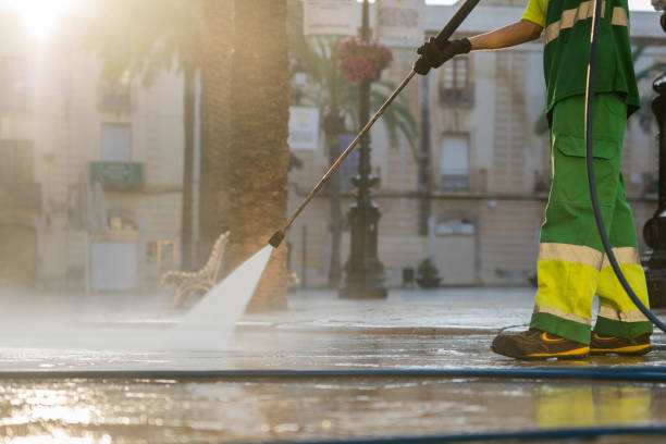 Best Sidewalk Pressure Washing  in Beverly Hills, TX